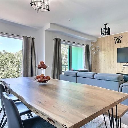 Good Vibes Only -Modern And Spacious 2 Bedroom Condo 4 Beds Free Parking, Gym Québec Esterno foto